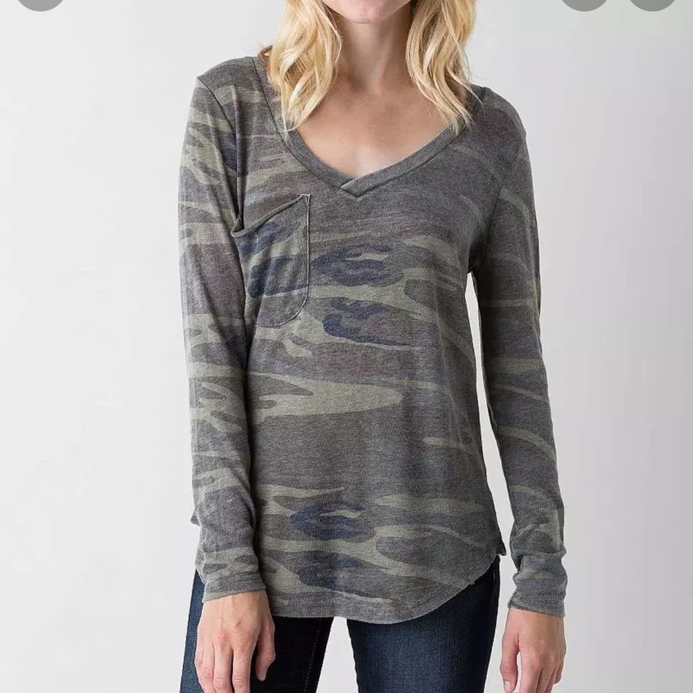 White Crow long sleeved